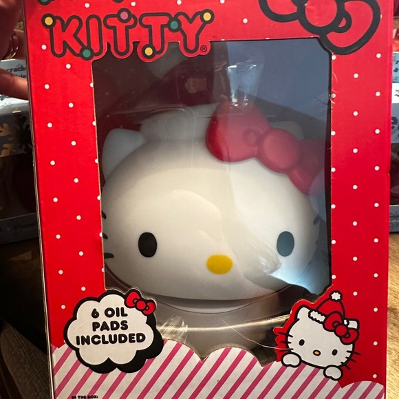 Hello Kitty Oil Diffuser - Picture 5 of 7